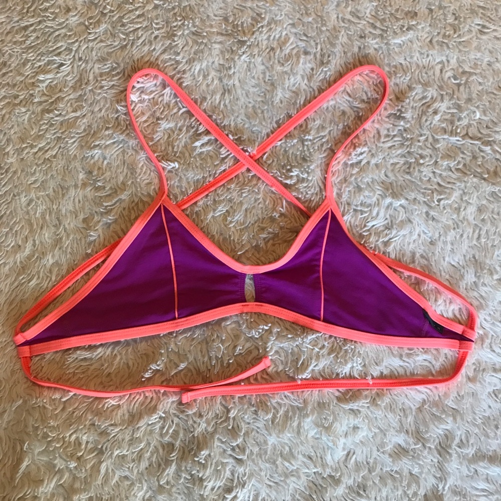 Jolyn Vent Top